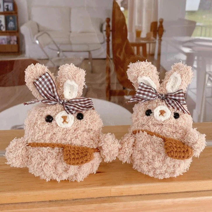 Étui AirPods en peluche lapin