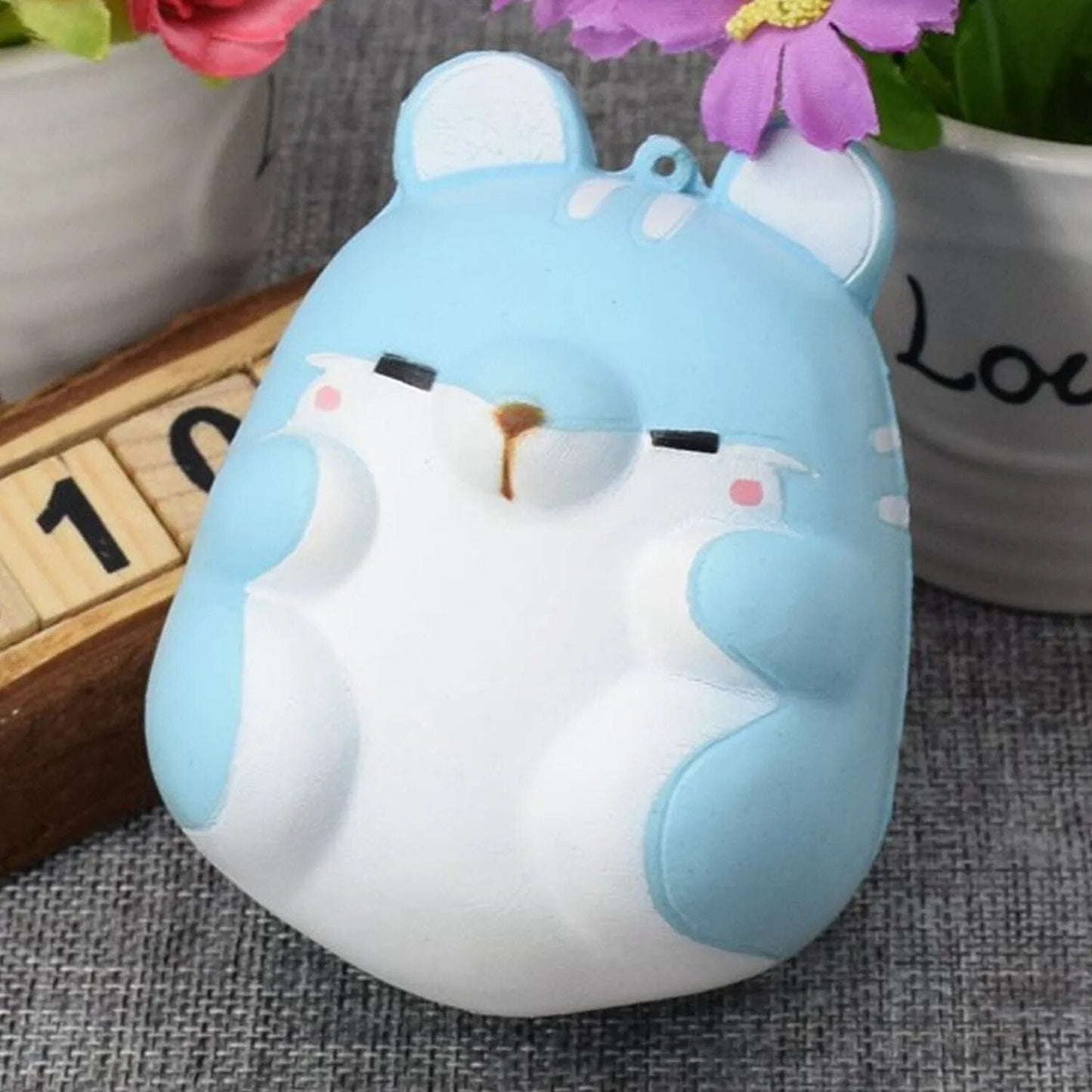 Jouets à presser pour hamster endormi