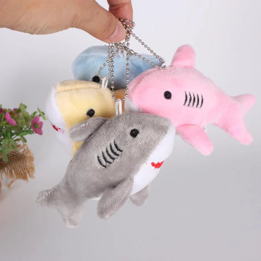 Porte-clés en peluche requin
