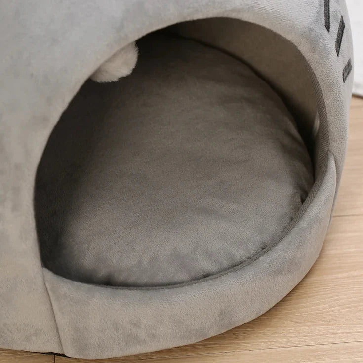 Cute Cat Shaped Cat Bed
