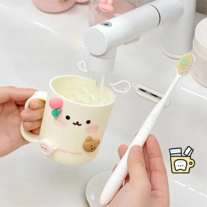 Récipient à brosse à dents Kawaii