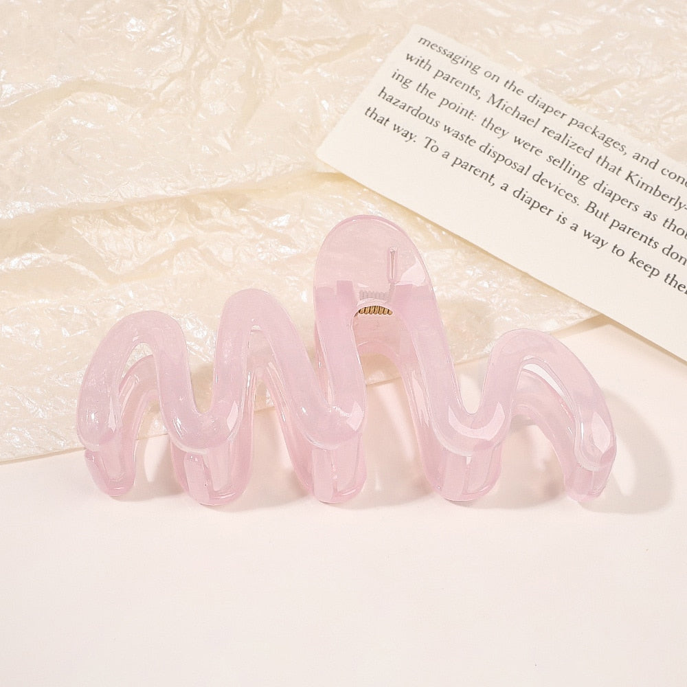 Groovy Wave Hair Claw