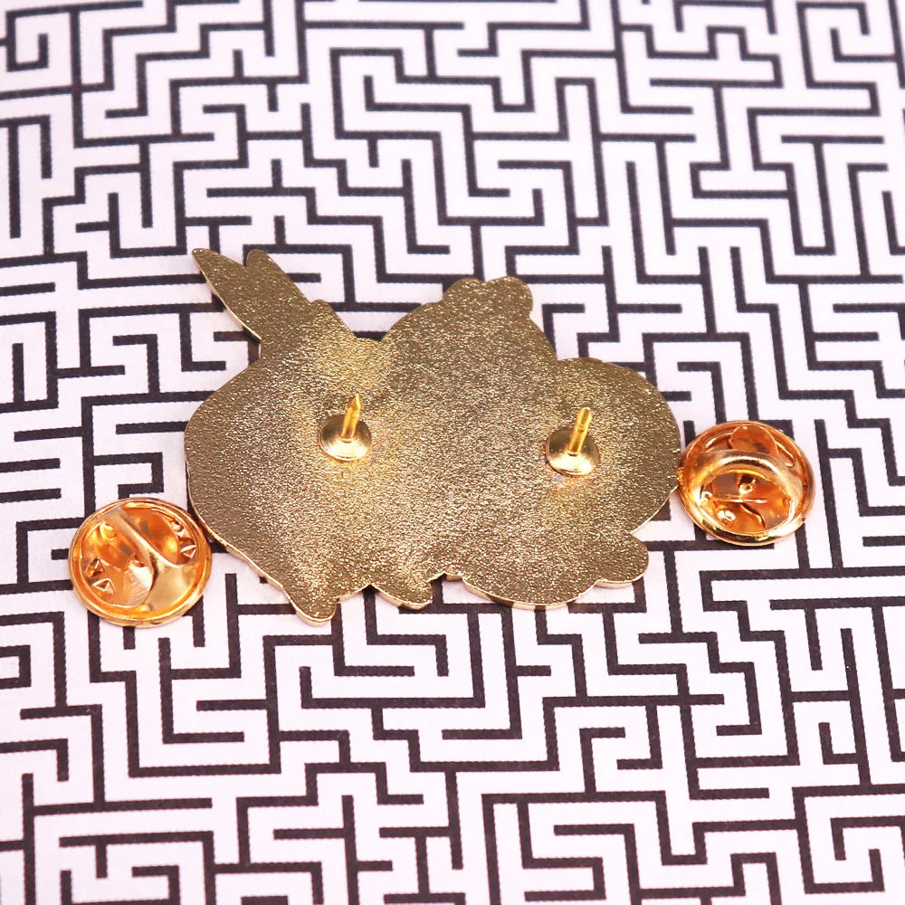 Broche émaillée à l'ail kawaii