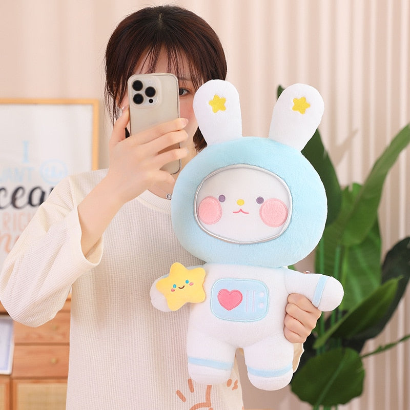 Conejitos de peluche espaciales