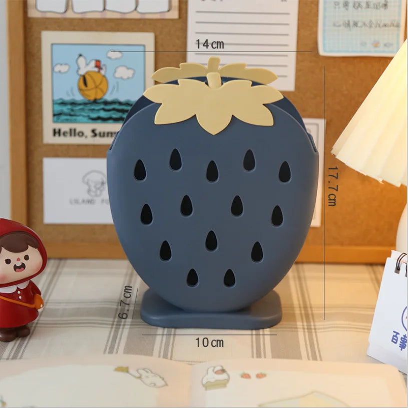 Pot à stylos fraise