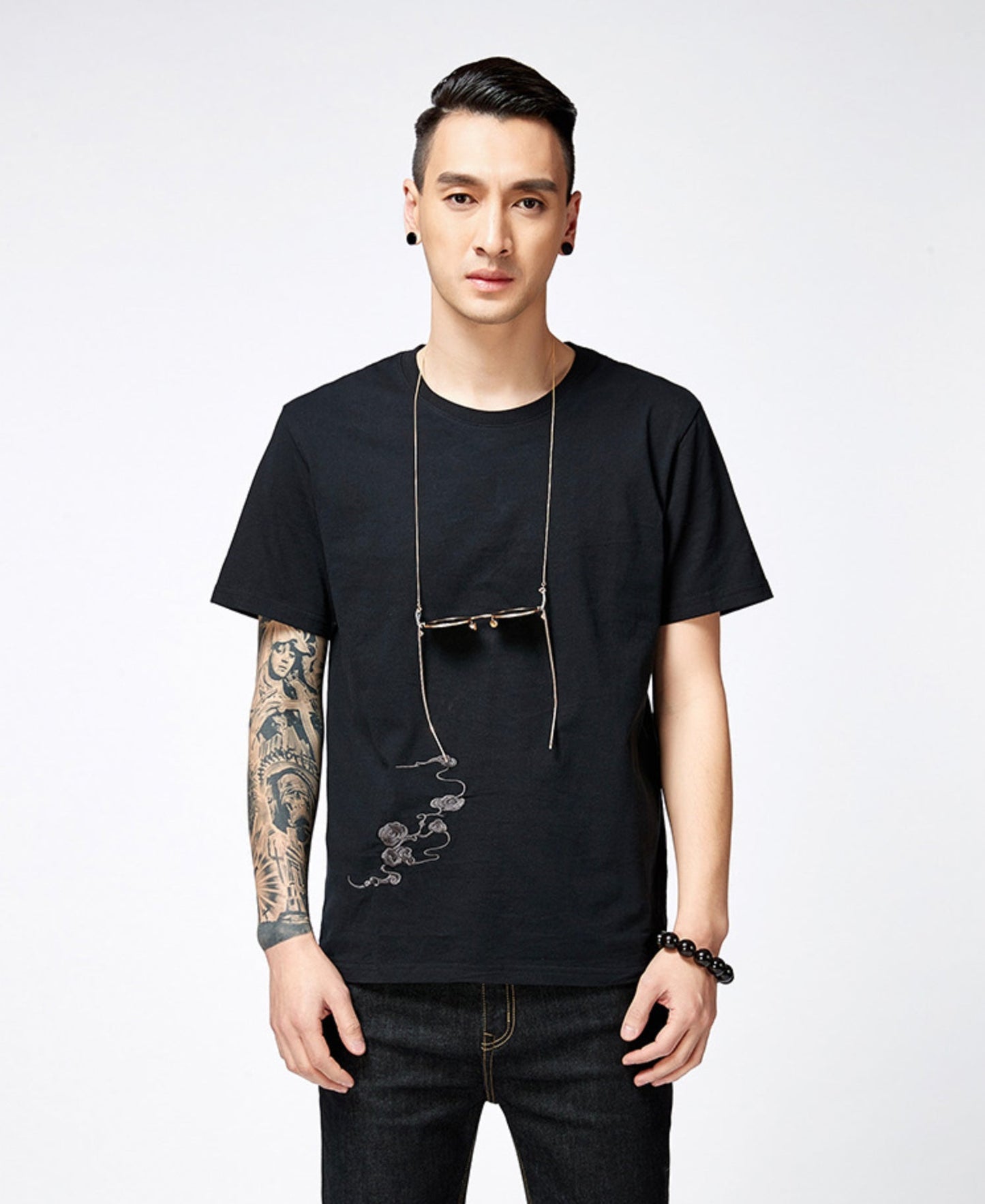 KH870 Kirin Embroidery Tee