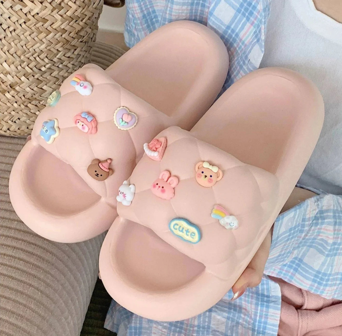 Sandales à semelle épaisse avec motif animal mignon