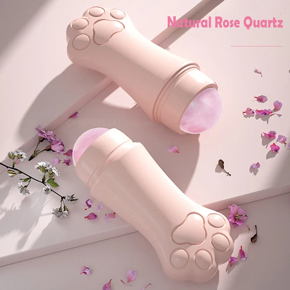 Rouleau absorbant d'huile pour le visage en quartz rose Cat Paw