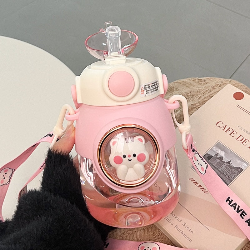 Botellas de agua con forma de animal con tapa y pajita