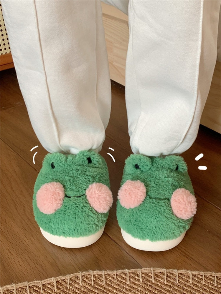 Chaussons en peluche grenouille