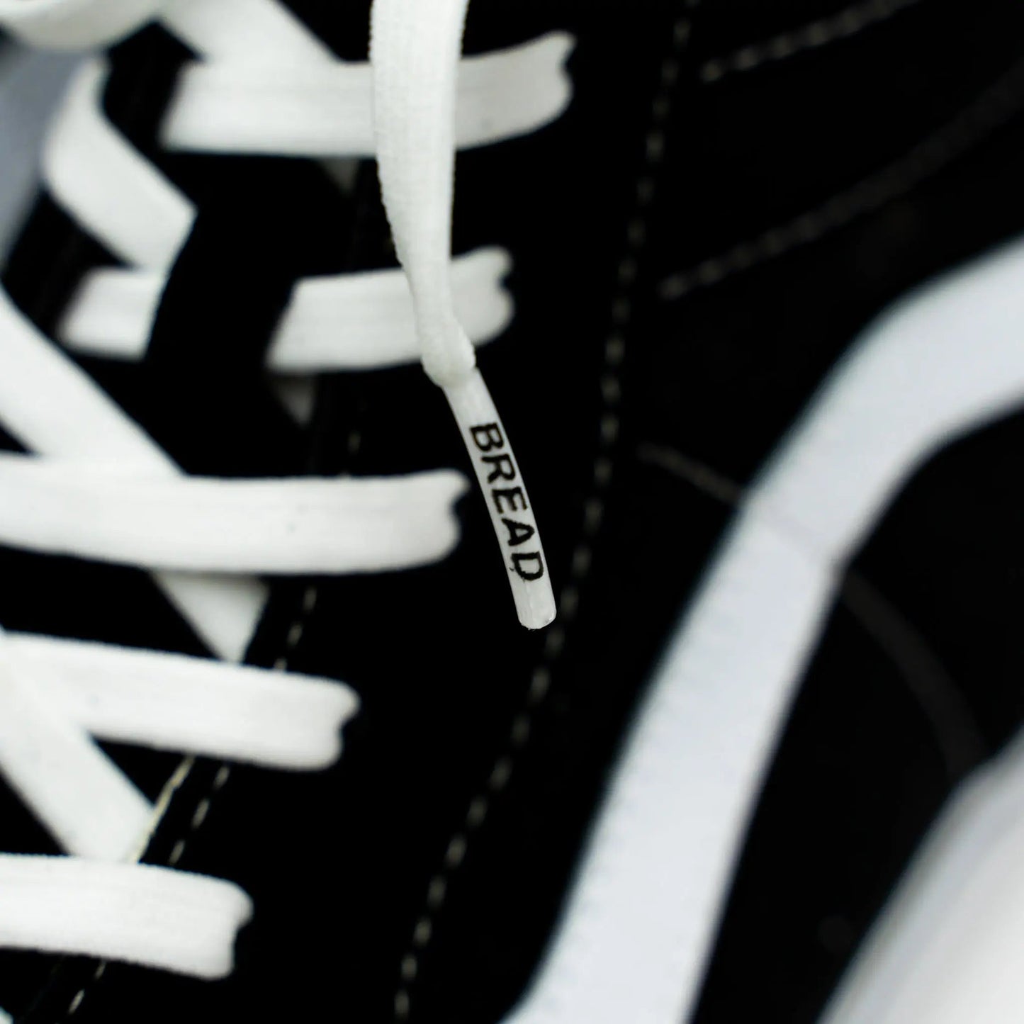 Cloud White Bread Laces