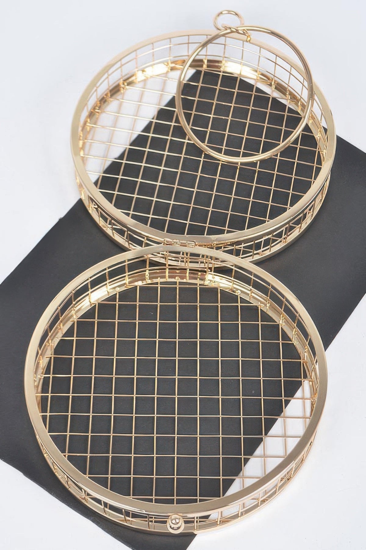 Tamiami Escape Metal Wire Round Clutch