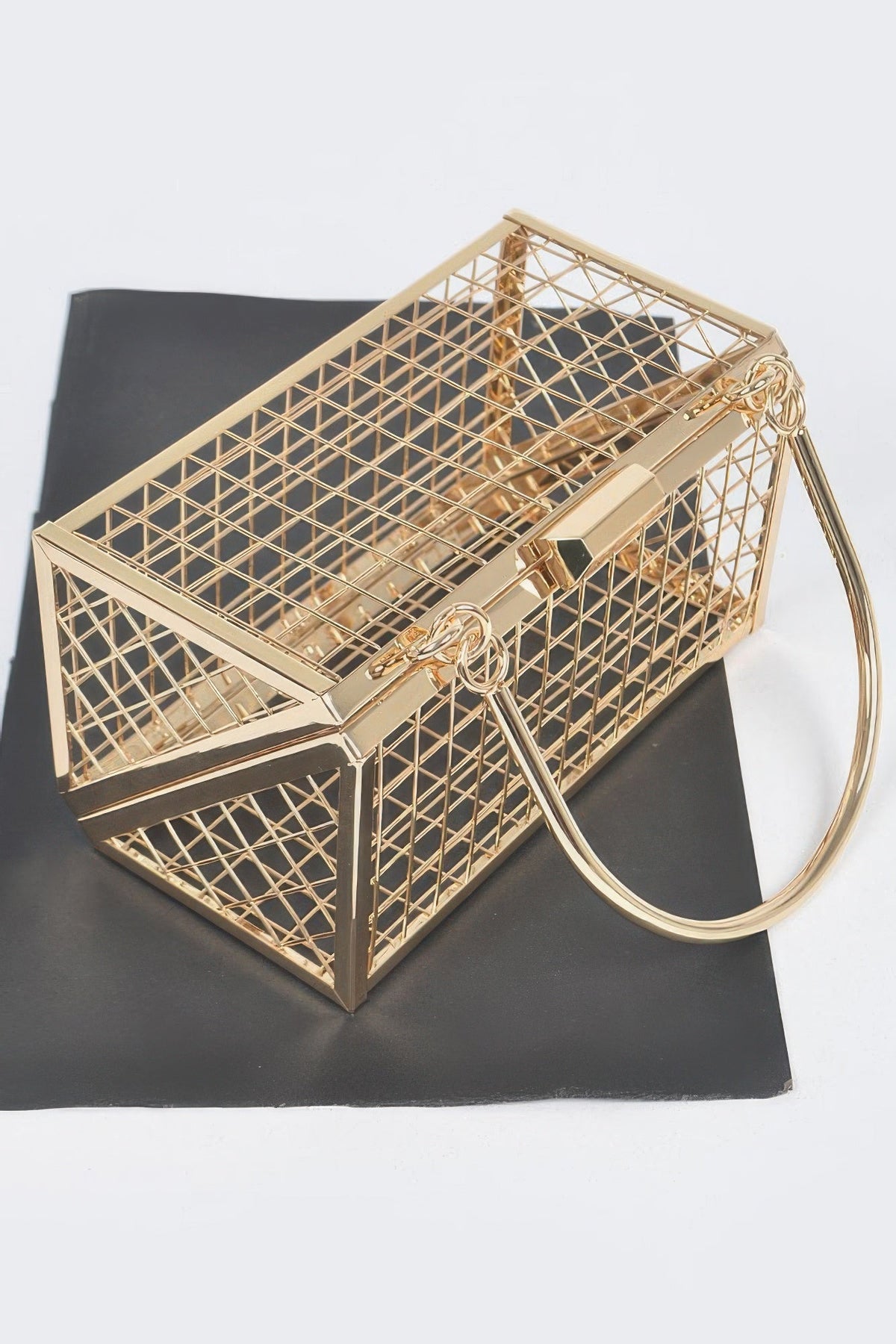 Cocollo Metal Wire Cube Clutch