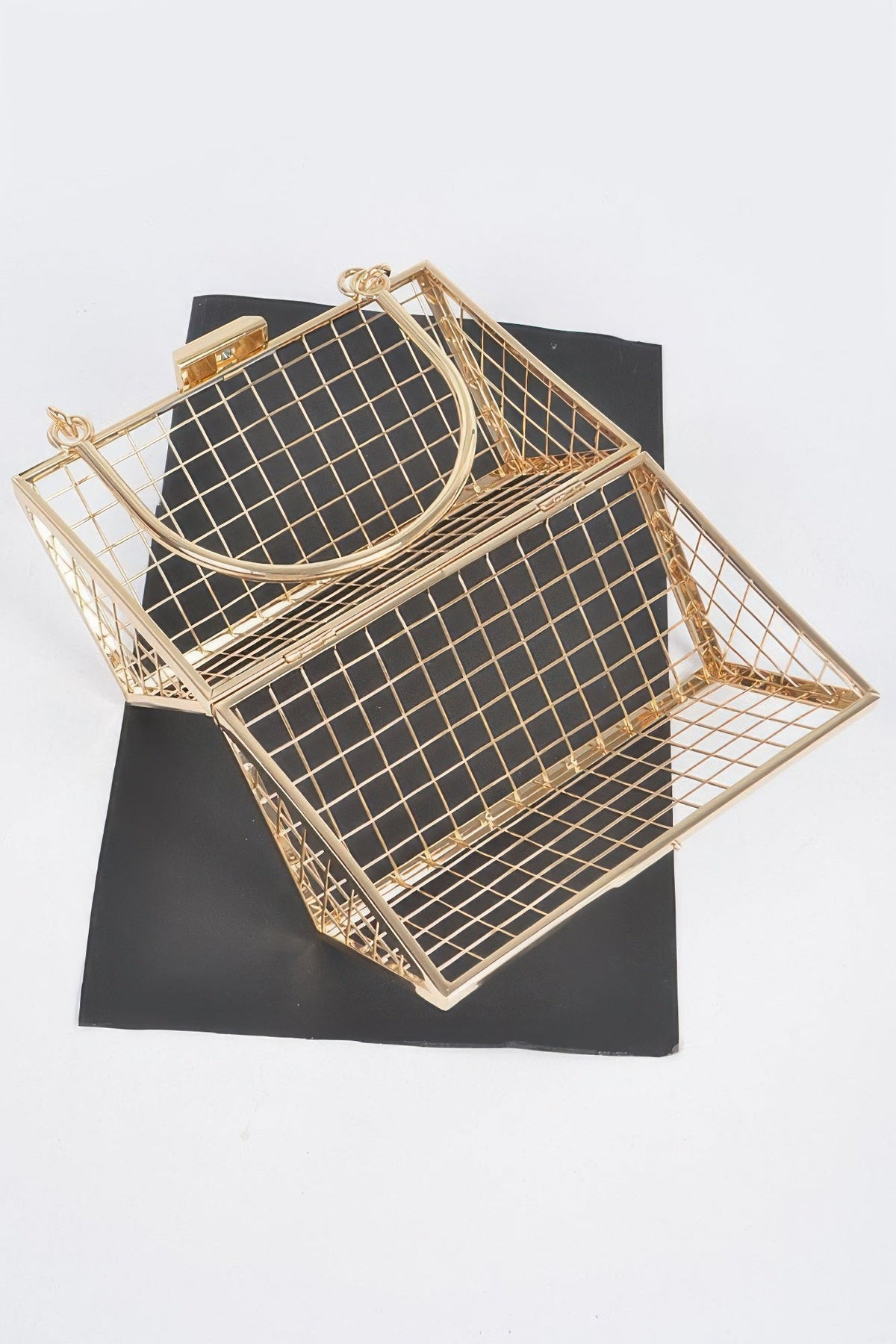 Cocollo Metal Wire Cube Clutch