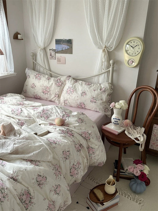 Feminine Aesthetic Floral Duvet Cover Set