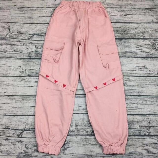Pantalon cargo brodé cœur