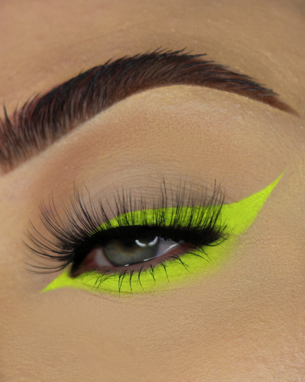 Makeup a Murder Chemical X Cosmetic Mixing Sealant