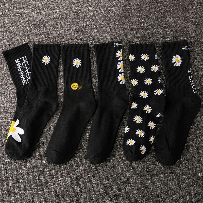 Harajuku Street Graphic Crew Socks